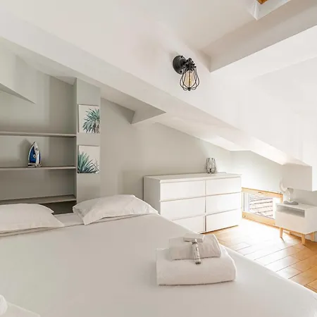 Magnificent Duplex - Rue Meynadier Center - 1br4p *